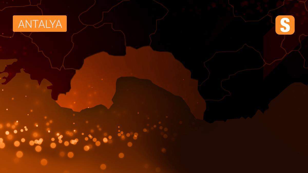 Antalya\'da FETÖ/PDY hükümlüsü yakalandı