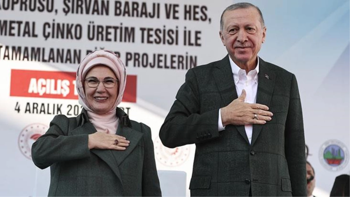 Emine Erdoğan giydi, \'şal şepik\' kumaşına ilgi arttı
