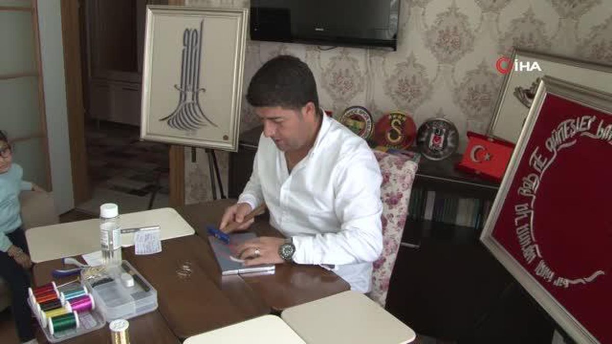 Hobi olarak başladığı filografi sanatında devlet sanatçısı oldu