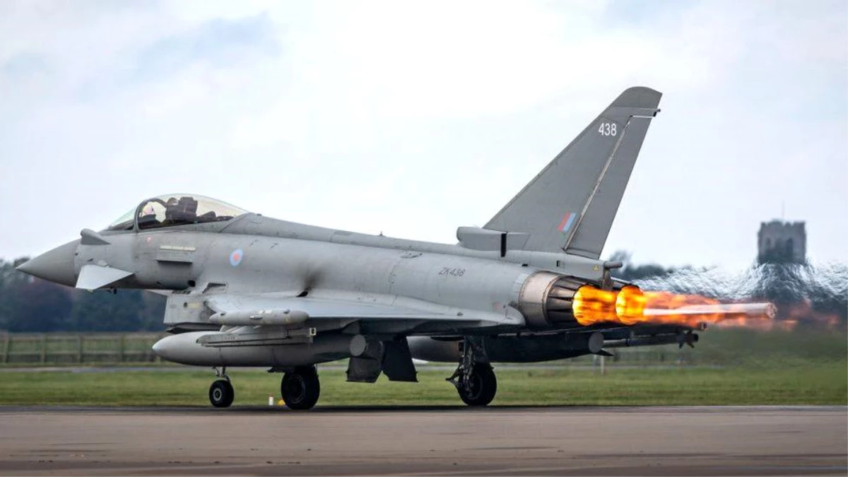 İngiltere Kraliyet Hava Kuvvetleri uçağı Suriye\'de bir "düşman İHA\'sını" vurdu