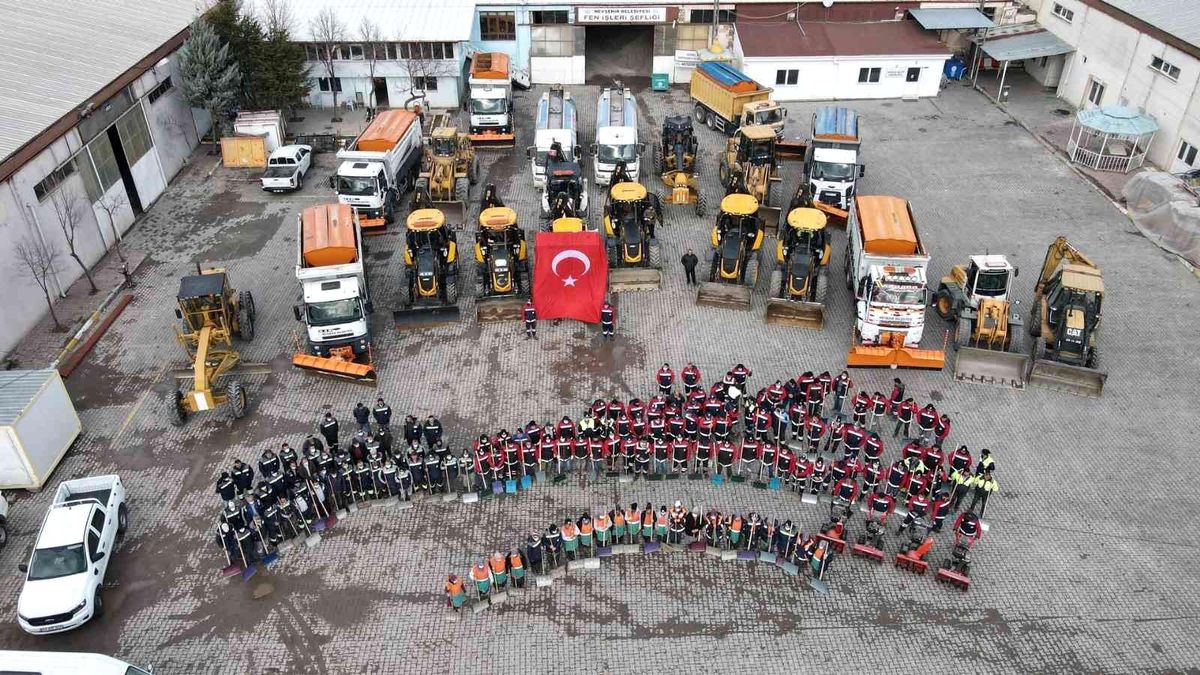 Karla mücadele için 350 kişi hazır