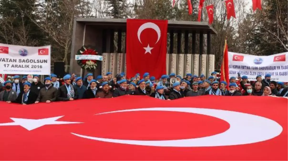 Son dakika haberi: Kayseri'deki terör saldırısında şehit olan 15 asker anıldı