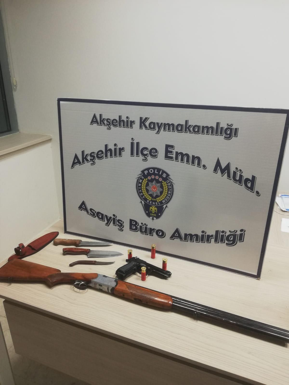 Konya\'da bıçaklı kavgaya karışan baba ile oğlu tutuklandı
