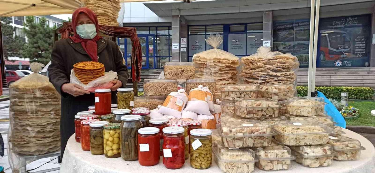 Maharetli kadınların ürünleri görücüye çıktı