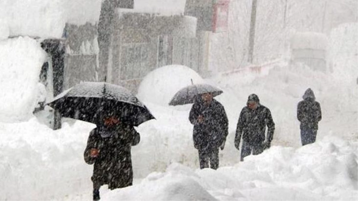 Meteoroloji\'den sonra bir kar uyarısı da İstanbul Valiliği\'nden geldi! İlçe ilçe tahminde bulundular