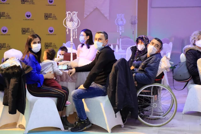 Kırklareli'nde engelliler Metin Şentürk konseriyle eğlendi