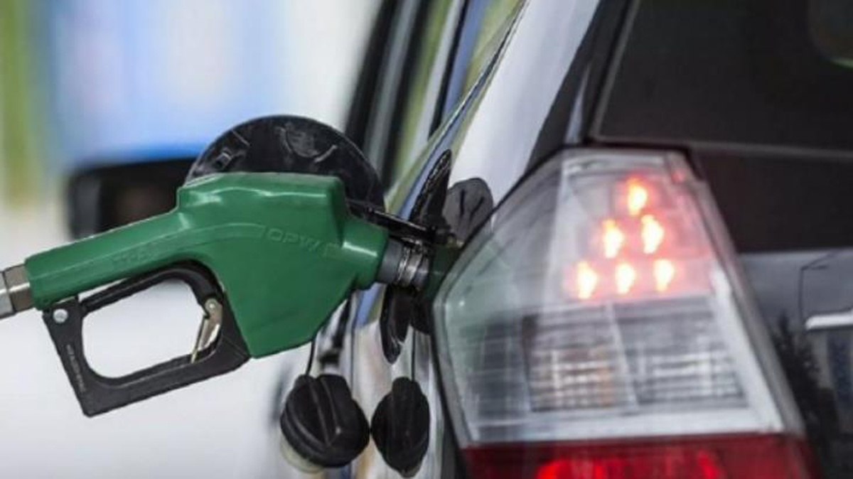Son dakika! Motorin, benzin ve LPG\'ye zam geldi