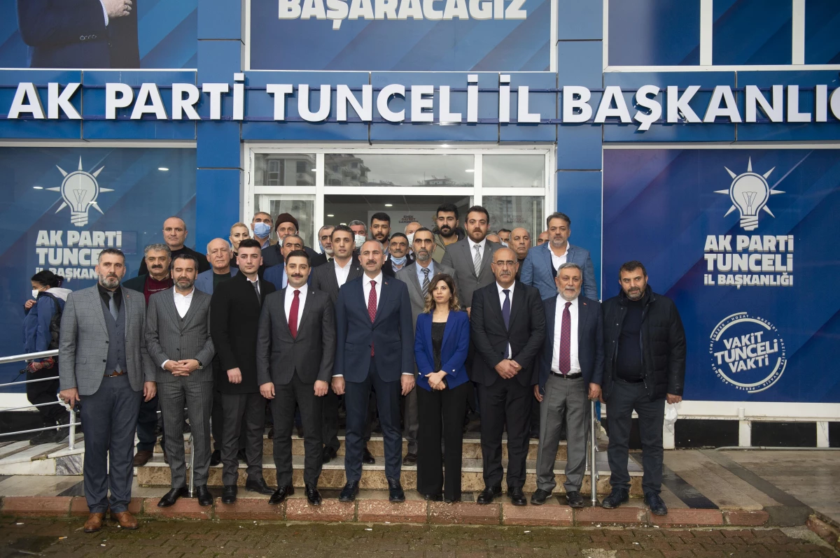Adalet Bakanı Gül, Tunceli\'de partililerle buluştu Açıklaması
