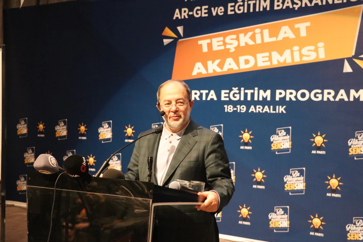 AK Parti Teşkilat Akademisi Isparta Eğitim Programı başladı