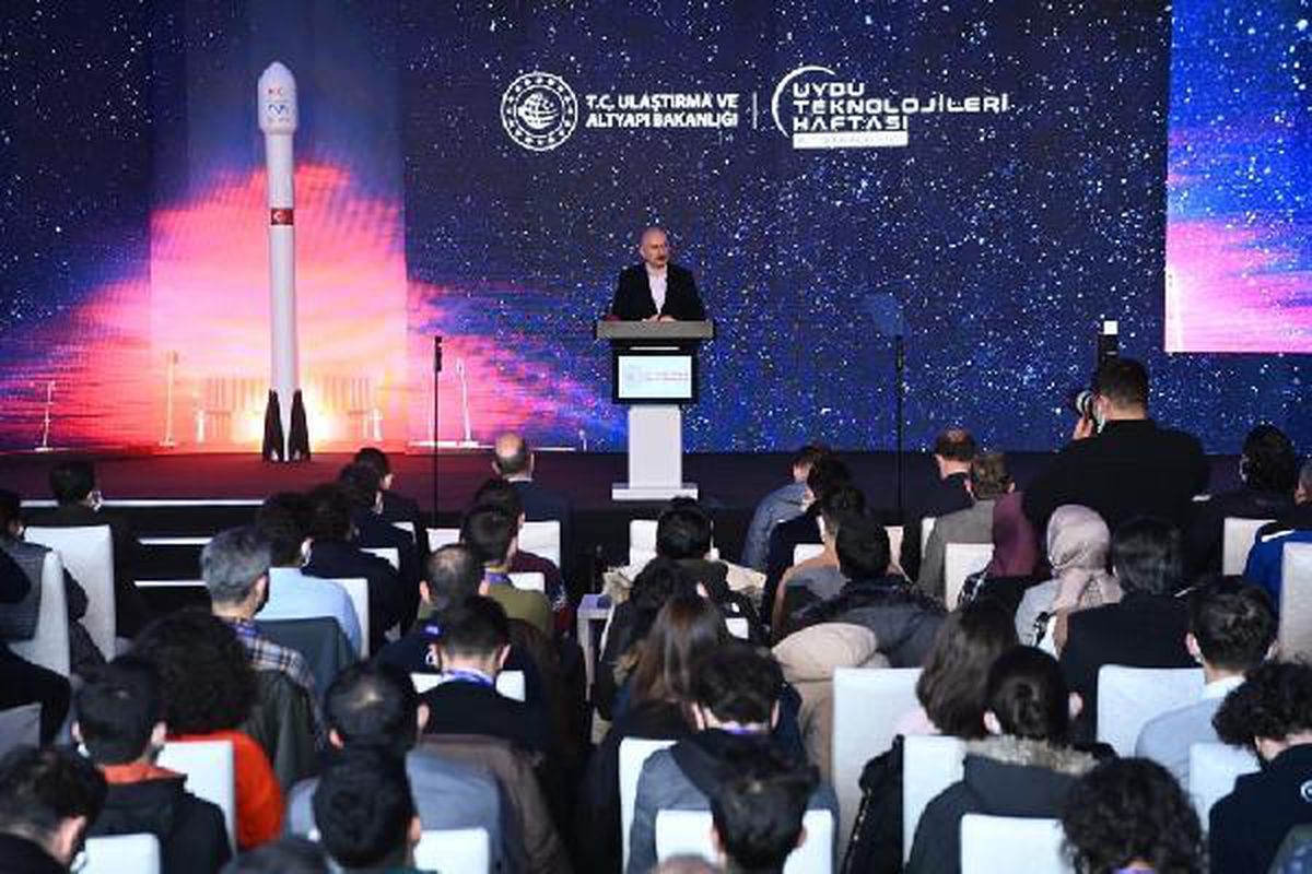 Son dakika haberleri: Bakan Karaismailoğlu 'Türkiye'nin Uzay Vizyonu' programına katıldı