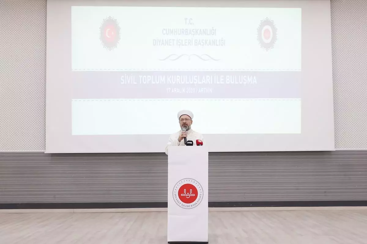 Diyanet İşleri Başkanı Erbaş: "İyilikte yardımlaşmak üzere buradayız"