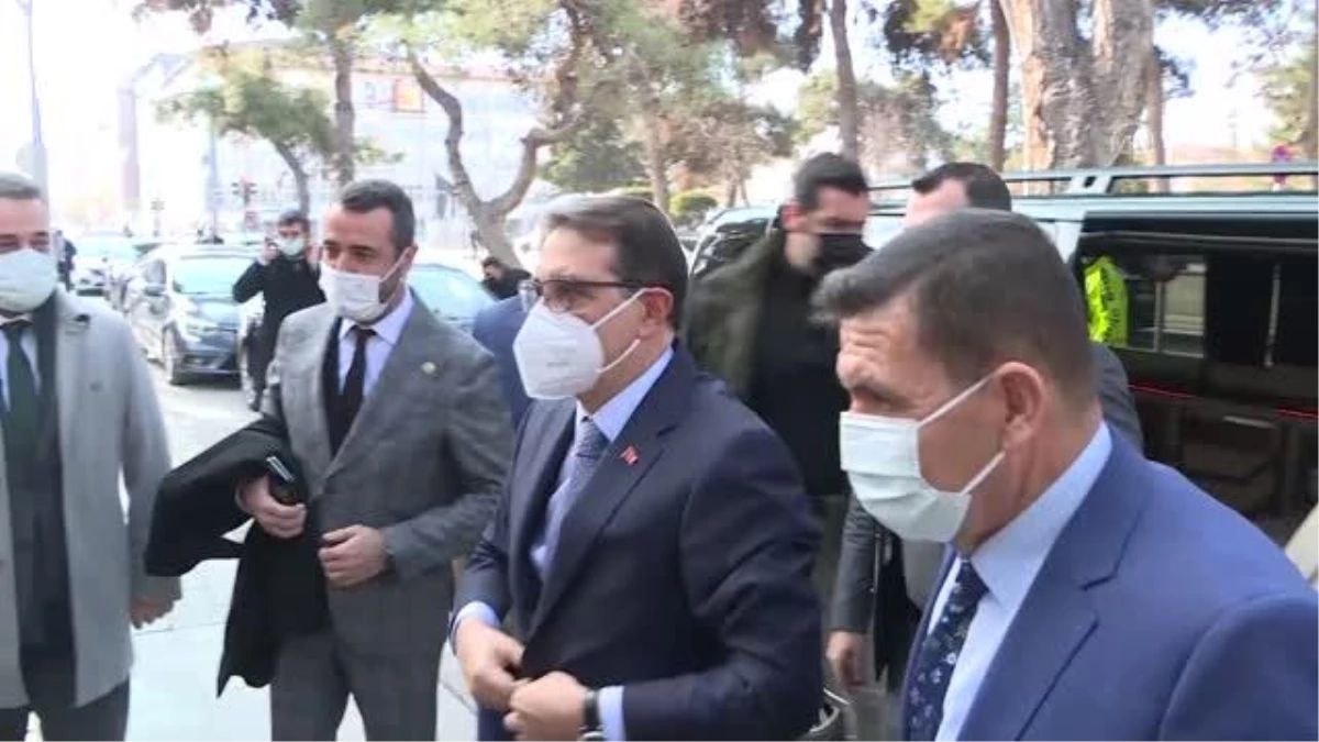 Enerji ve Tabii Kaynaklar Bakanı Dönmez,Vali Arslantaş\'ı ziyaret etti