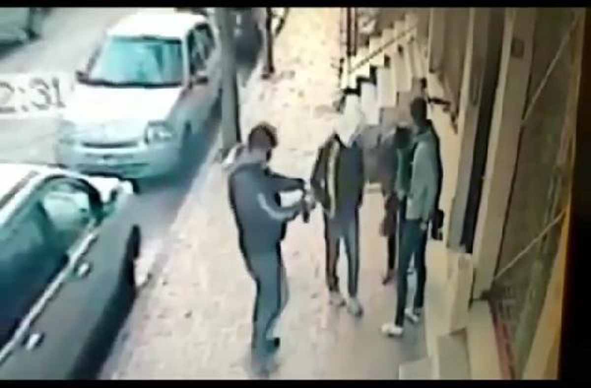 Son dakika! Güngören\'de kameradaki gaspçılar izlerini kaybettirmek için 10 kilometre yürüdü