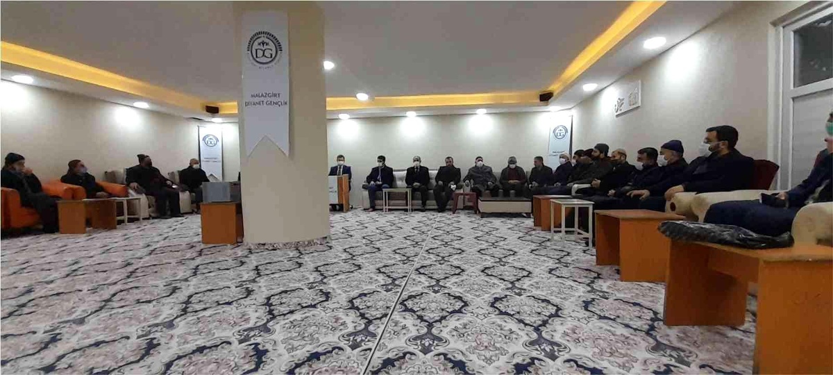 Kaymakam Demirer imamlarla bir araya geldi