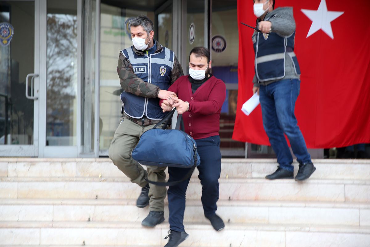Son dakika haberi! 21 ayrı yakalama kararı olan suç makinesi yakalandı