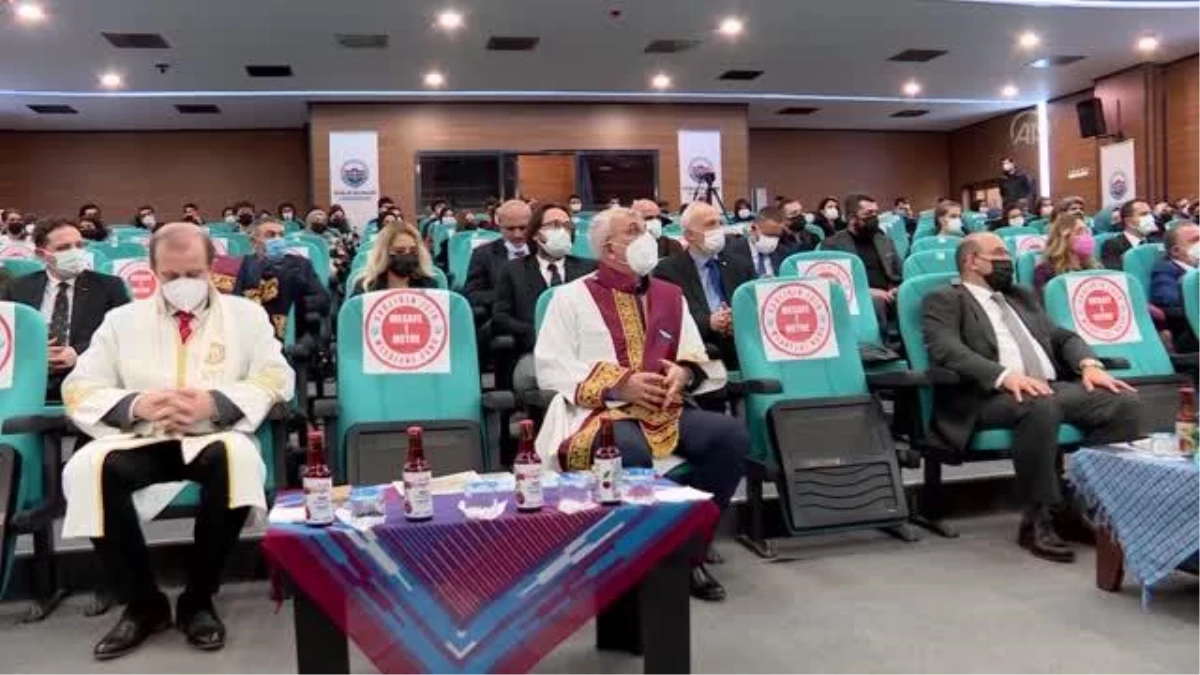 SBÜ Trabzon Tıp Fakültesi\'nde akademik yıl açılış töreni yapıldı