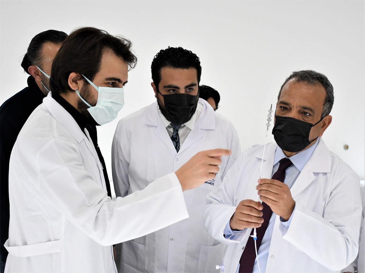 TKDCD Başkanı Prof. Dr. Bozkurt, INVAMED-RD Global üretim kampüsünü ziyaret etti