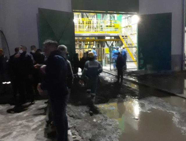 İzmir'de maden ocağında patlama sonrası kısmi göçük: 45 işçi yaralandı