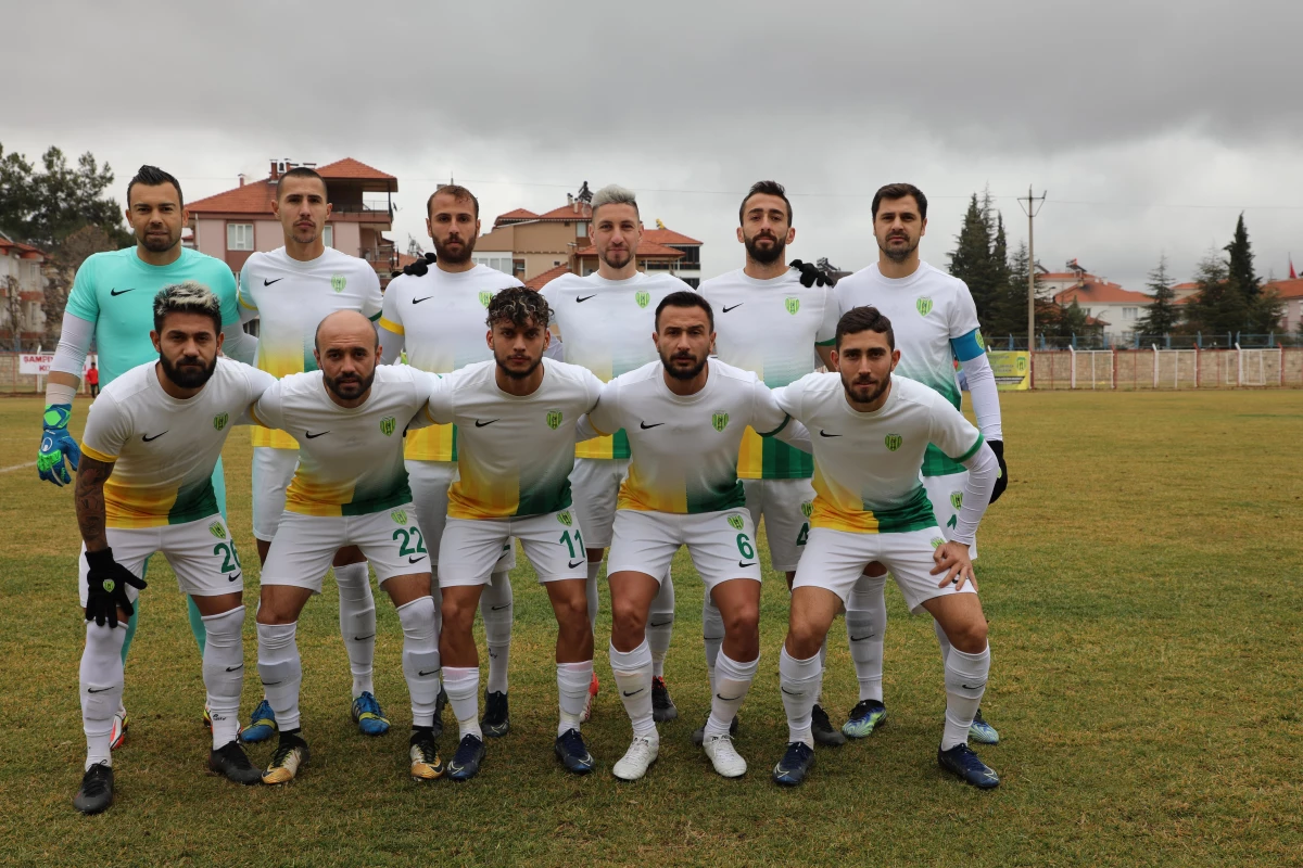 Korkuteli Belediyespor, Denizli Sarayköyspor\'u 3-0 mağlup etti