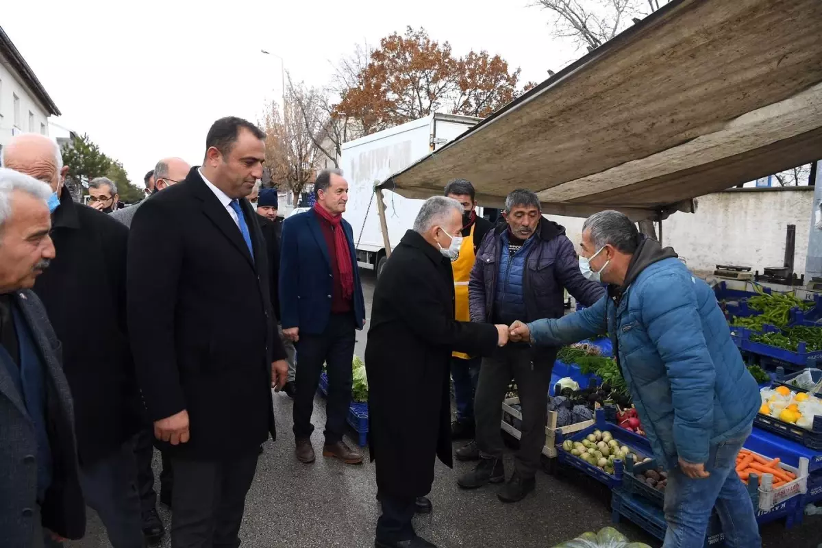 Başkan Büyükkılıç muhtarlar toplantısına Sarıoğlan ile devam etti