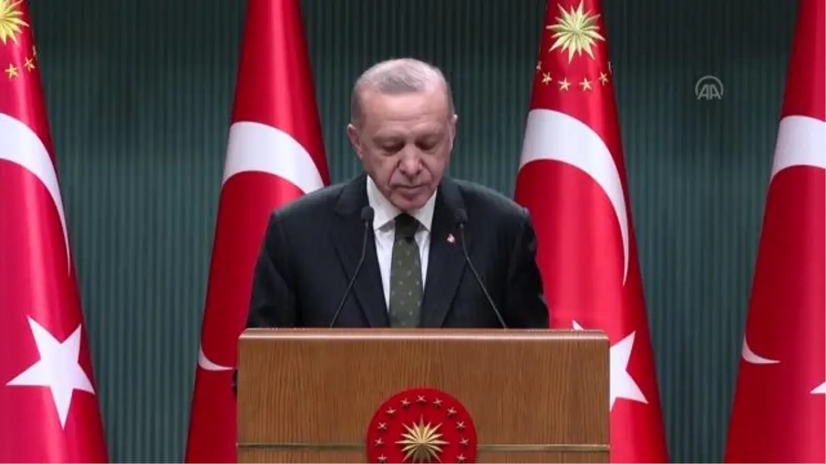 Cumhurbaşkanı Erdoğan: 'Türkiye ekonomide sınıf atlayacaksa harekete geçmenin tam vaktidir.'