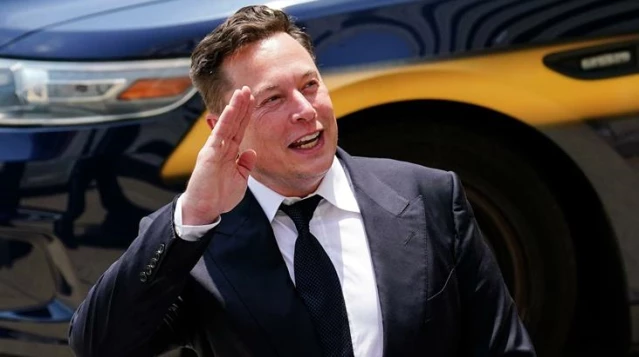 Elon Musk, 11 milyar dolar vergi ödeyecek