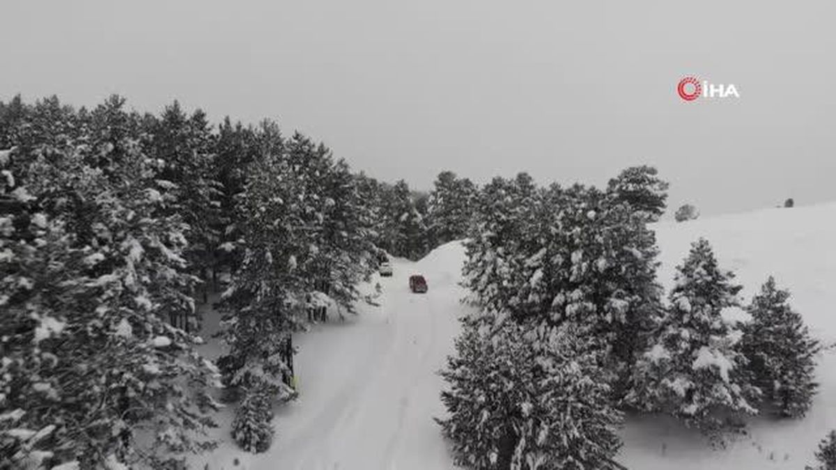 Erzincan'da kar ve tipiden 37 köy, 7 mezra yolu ulaşıma kapandı