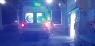 İki otomobilin çarpışması sonucu 3 kişi yaralandı