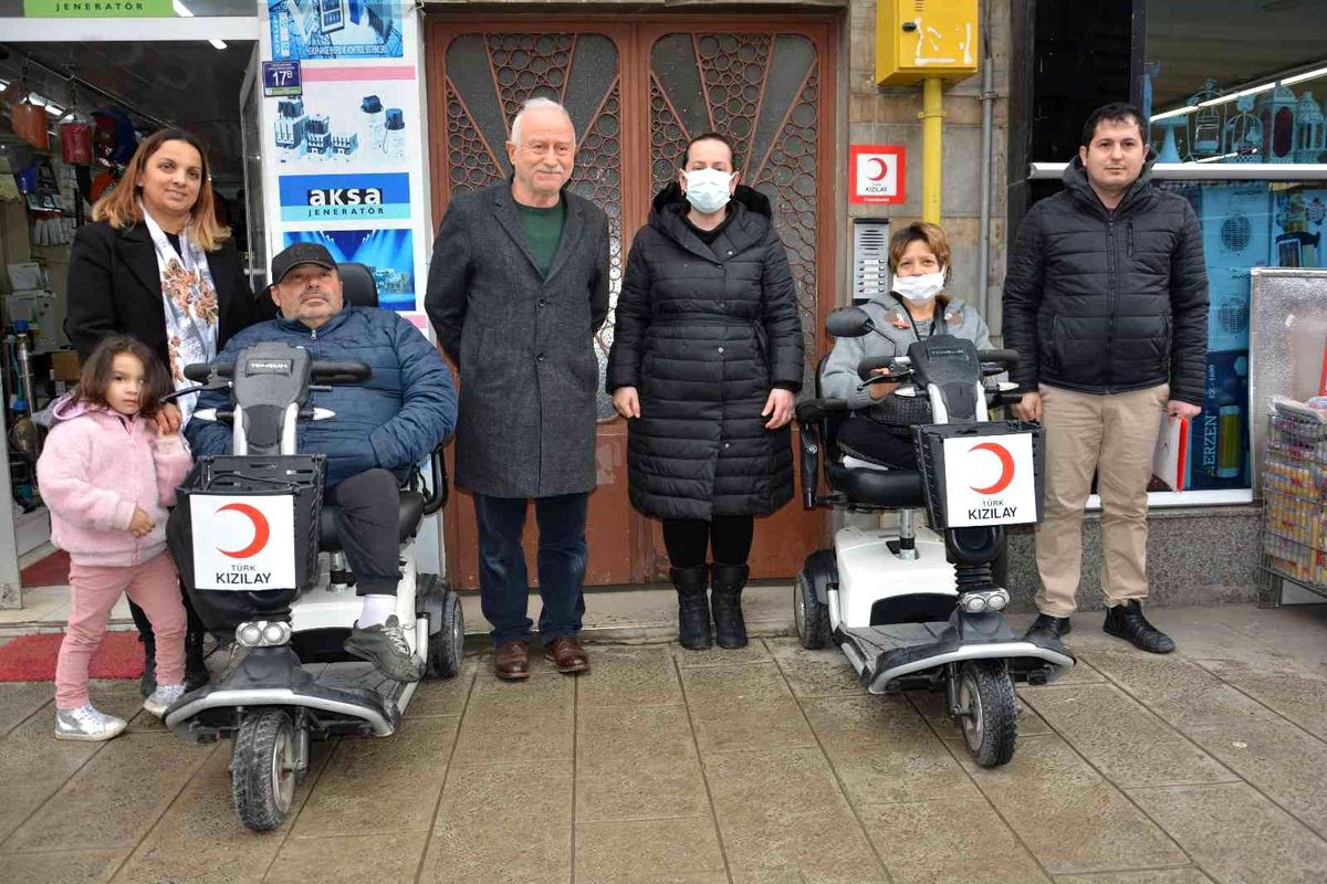 Kızılay\'dan engelleri aşan hediye