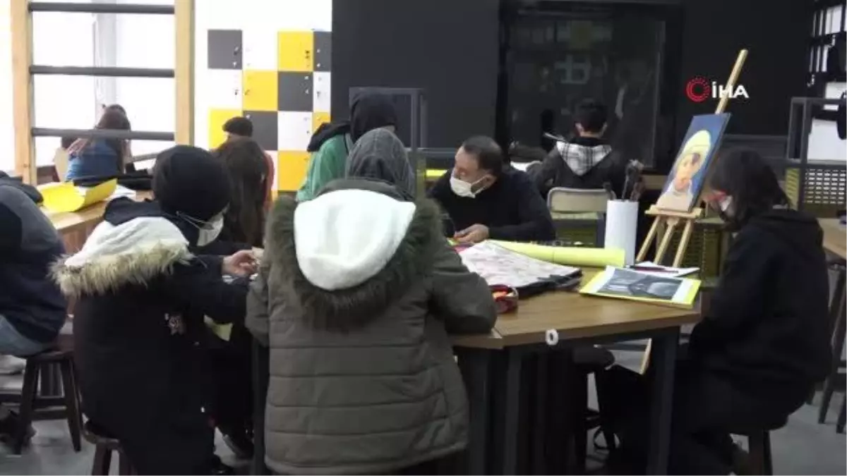 Mardinli öğrenciler okulunun marşını besteleyip seslendirdi