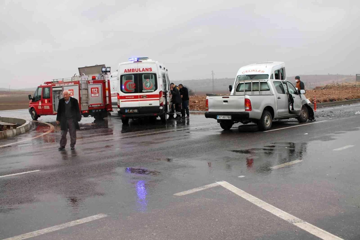 Midyat\'ta trafik kazası: 9 yaralı