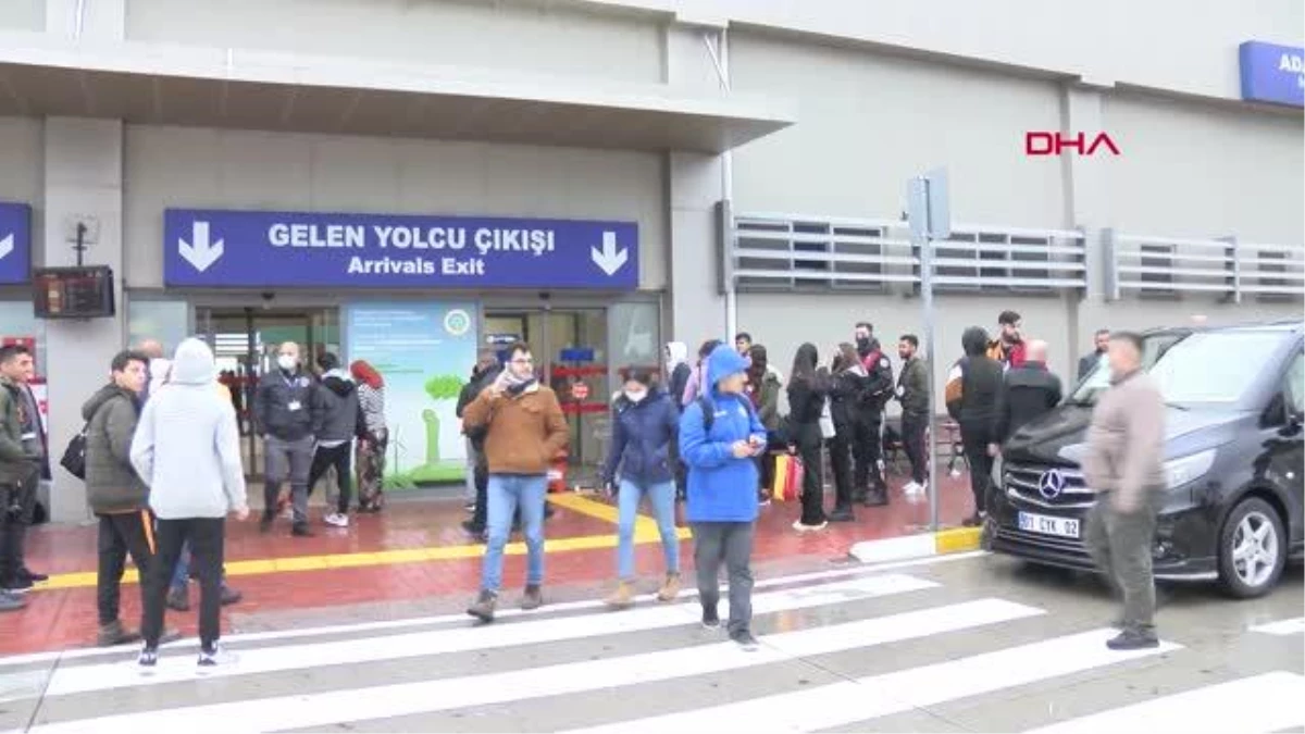 SPOR Galatasaray kafilesi Adana\'da