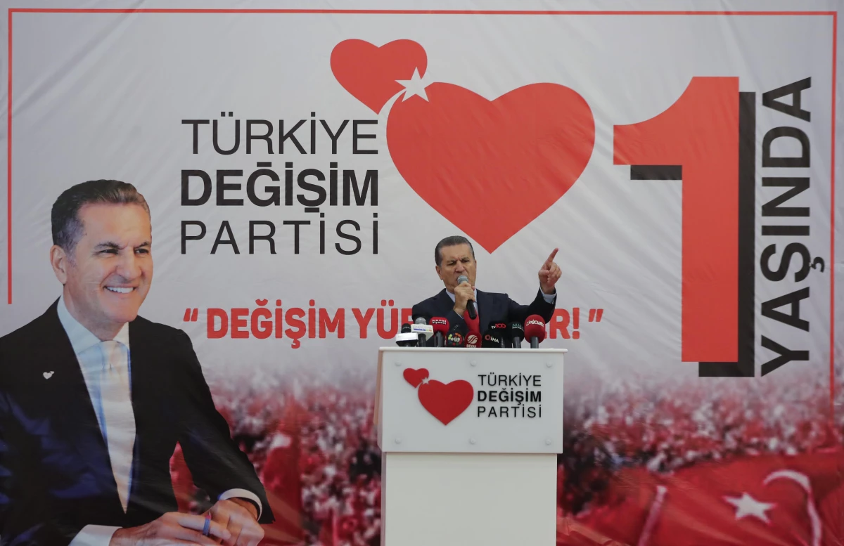 TDP Genel Başkanı Sarıgül, İl Başkanları Toplantısı\'nda konuştu