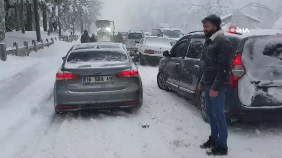 Uludağ'da hafta sonu günübirlikçi yoğunluğu