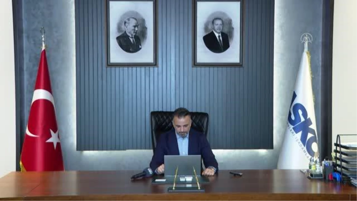 ASKON Genel Başkanı Orhan Aydın, AA\'nın "Yılın Fotoğrafları" oylamasına katıldı