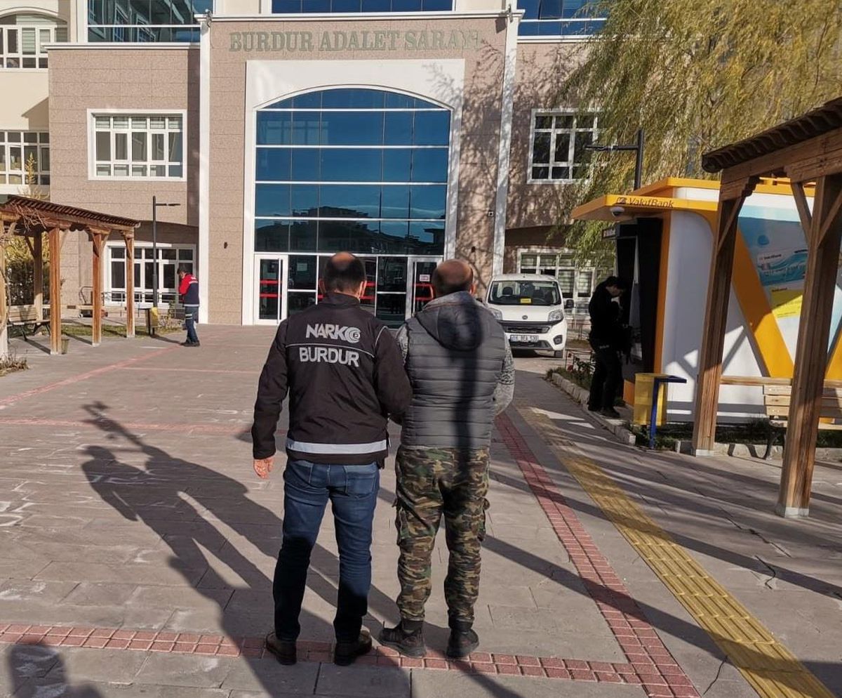 Son dakika haberi: Burdur\'da uyuşturucu operasyonunda bir şüpheli tutuklandı