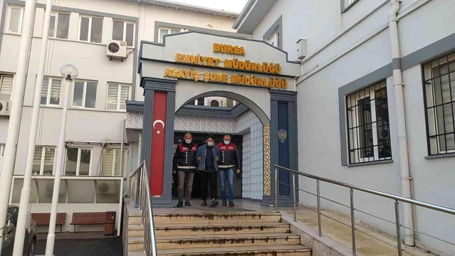 Bursa'da dört gün içinde 64 demir kapı çalan hırsızlar yakayı ele verdi