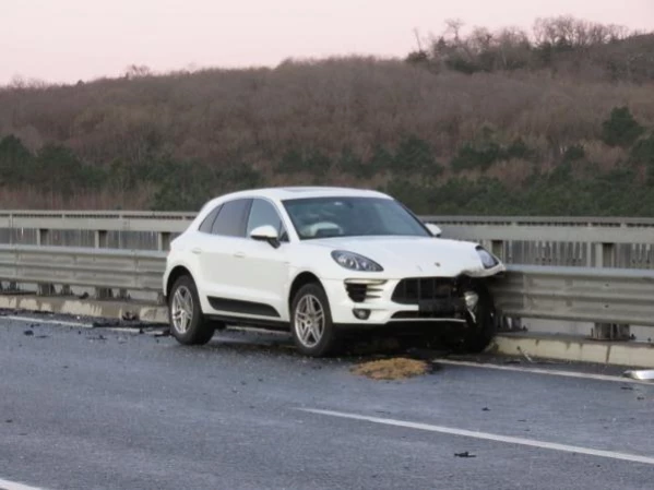 Çekmeköy'deki zincirleme kazada çok sayıda araç birbirine girdi