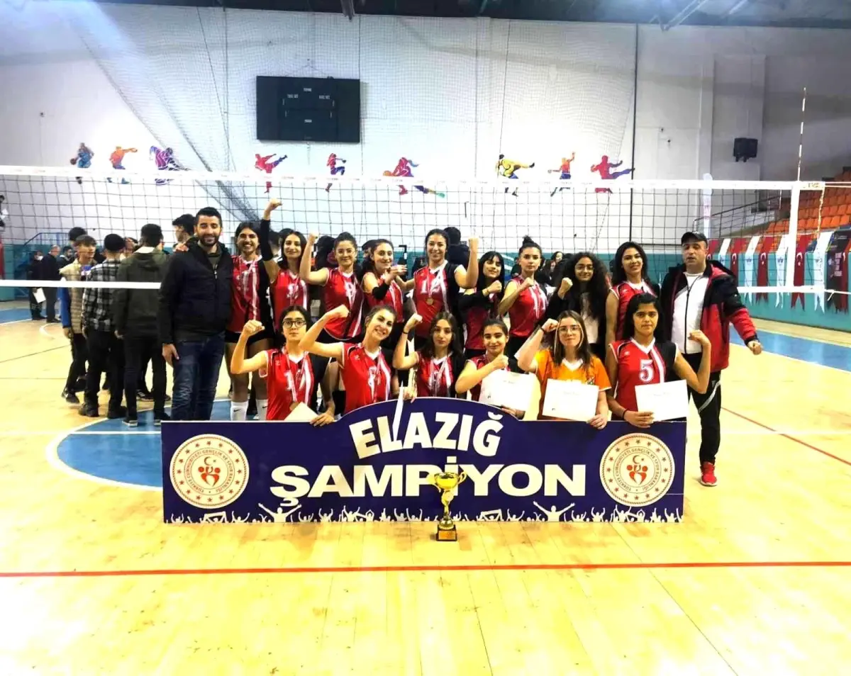 Elazığ\'da voleybol müsabakaları sona erdi