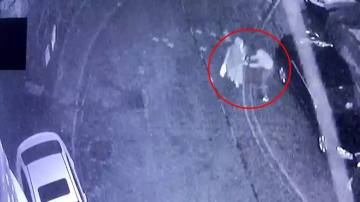 Çantasını kaptığı kanser hastası kadını metrelerce sürükledi! Yürek burkan anlar kamerada