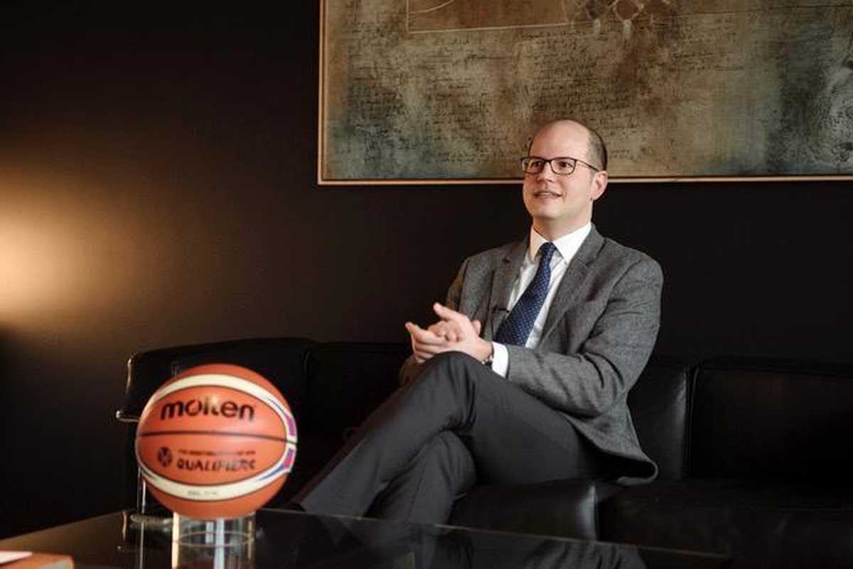 FIBA Genel Sekreteri Andreas Zagklis: "Federasyonlar ile yerel ligler hak ettikleri saygıyı görmeli"