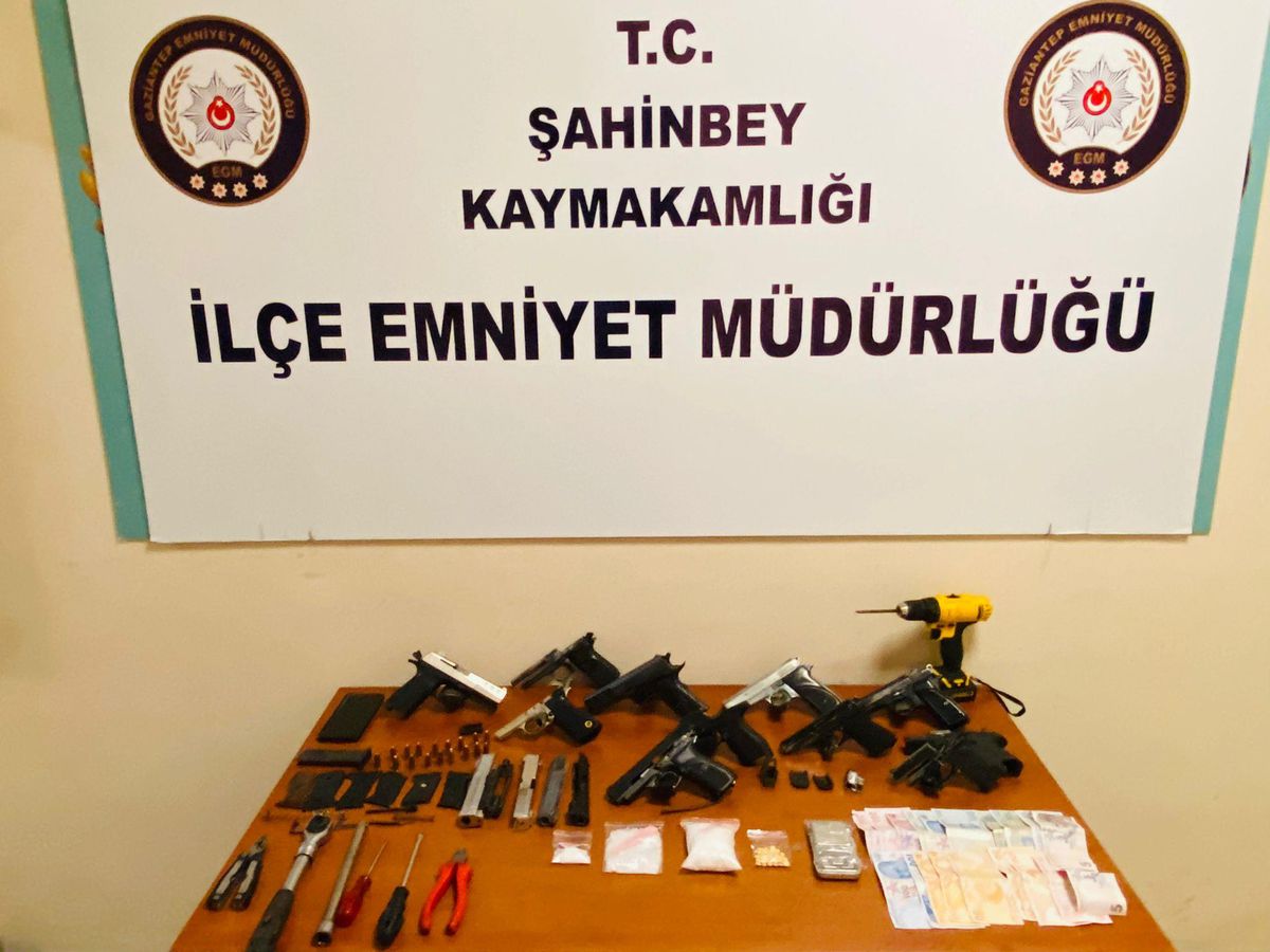 Gaziantep\'te uyuşturucu operasyonunda 4 zanlı yakalandı