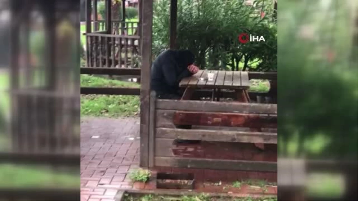 Gürcistan uyruklu şahıs donmak üzereyken bulundu