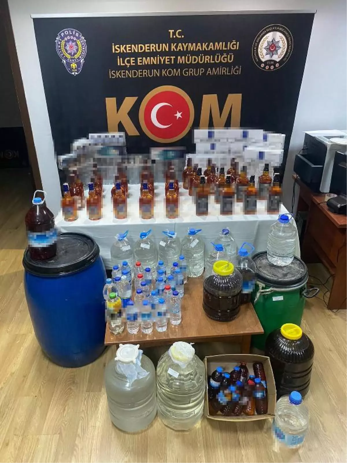 Hatay'da sahte içki ve kaçak sigara operasyonu: 4 gözaltı (2)