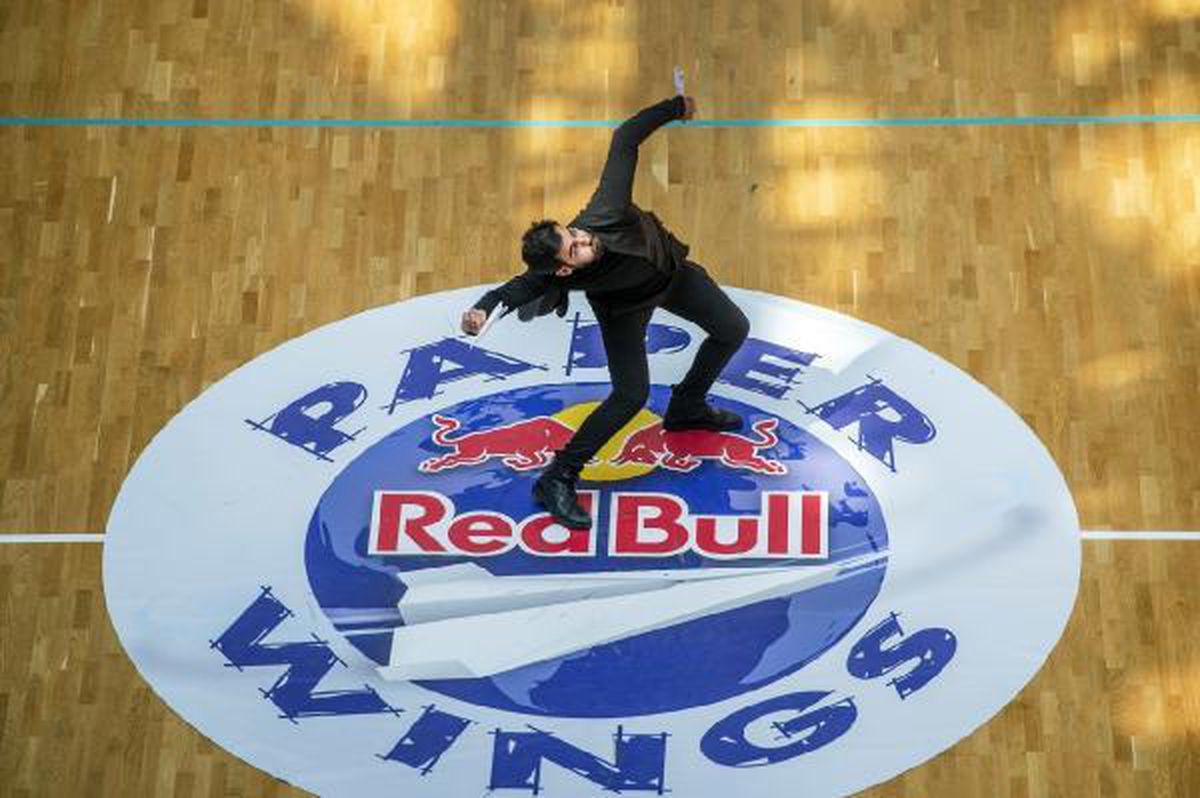 Red Bull Paper Wings ile "kağıt uçak pilotları" kalkışa hazırlanıyor