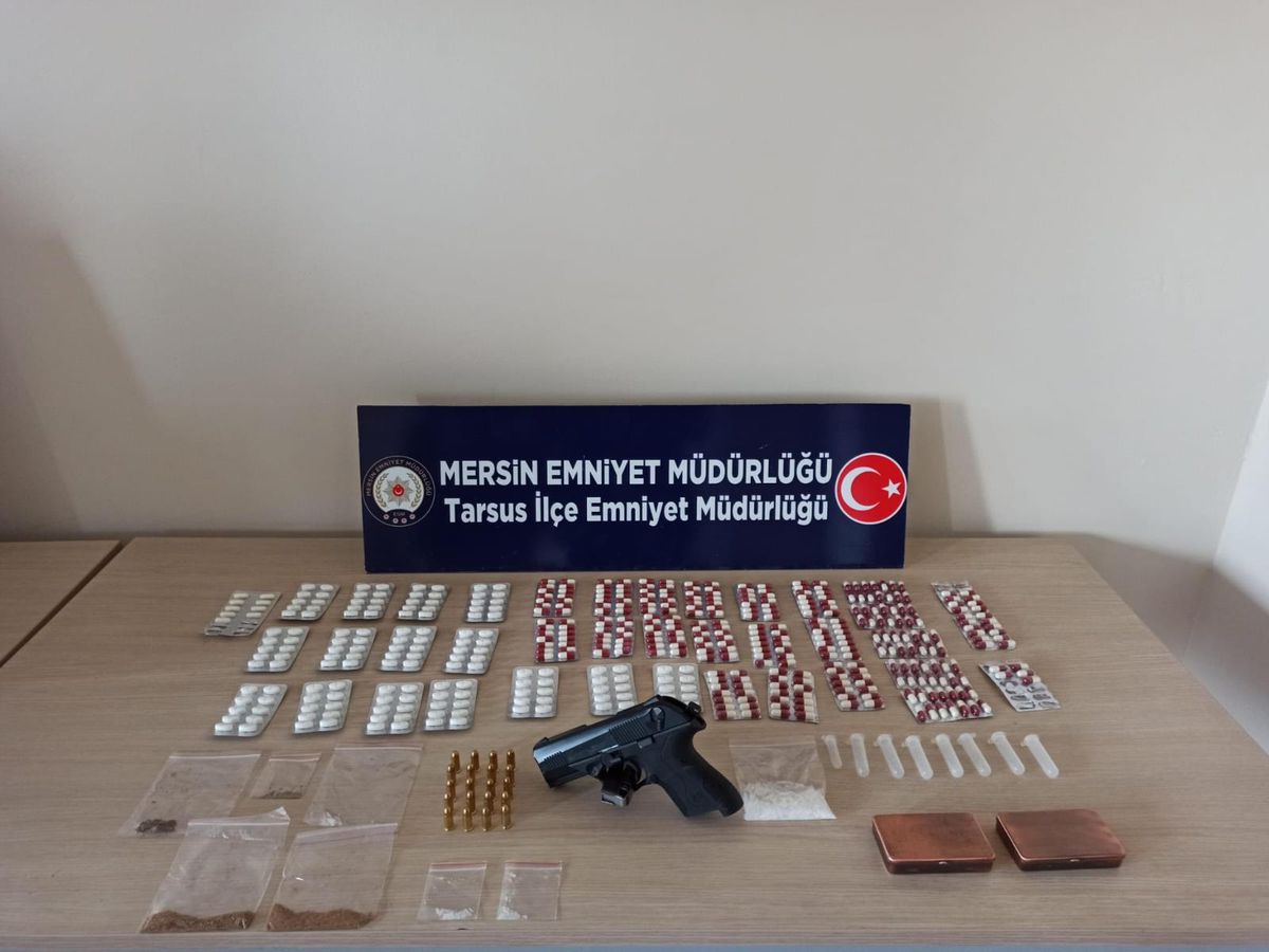 Mersin\'de \'torbacı\' operasyonu: 11 gözaltı