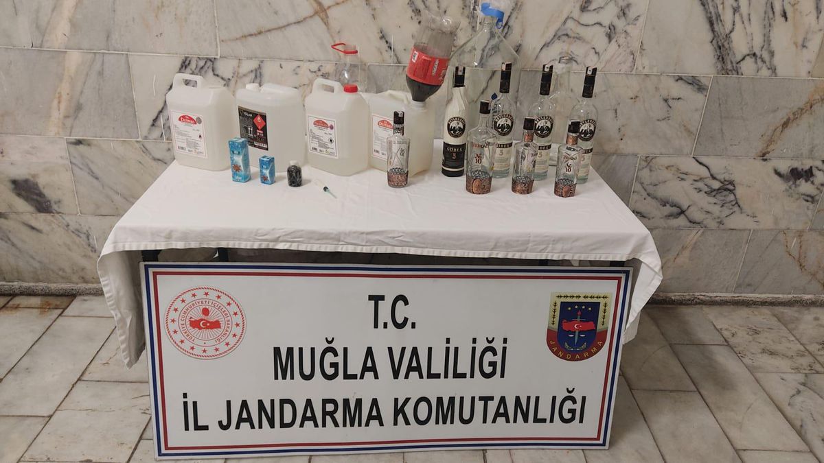 Muğla\'da kaçak alkol operasyonunda 2 şüpheli yakalandı