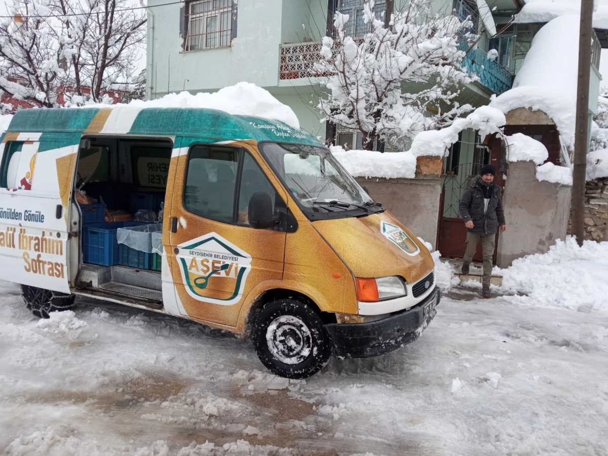 Seydişehir Belediyesi aşevinden 400 ihtiyaç sahibi aileye sıcak yemek