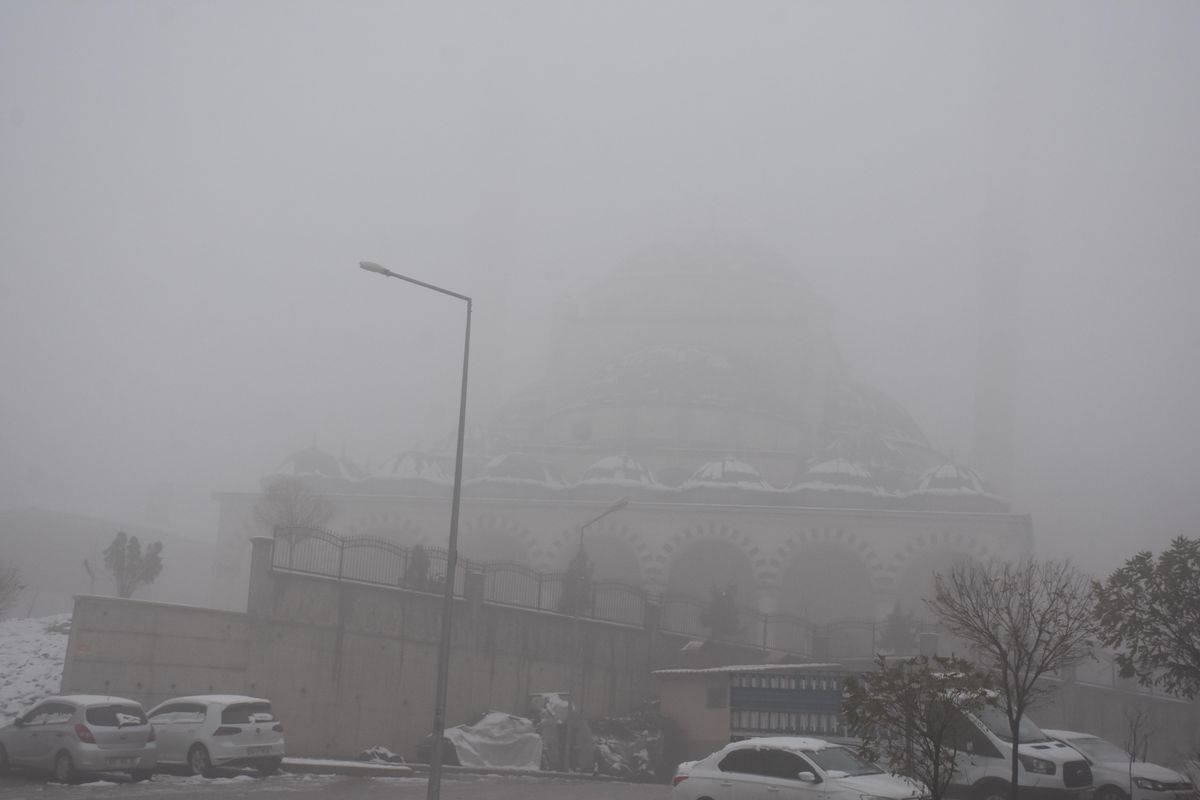 Şırnak\'ta yoğun sis etkili oldu