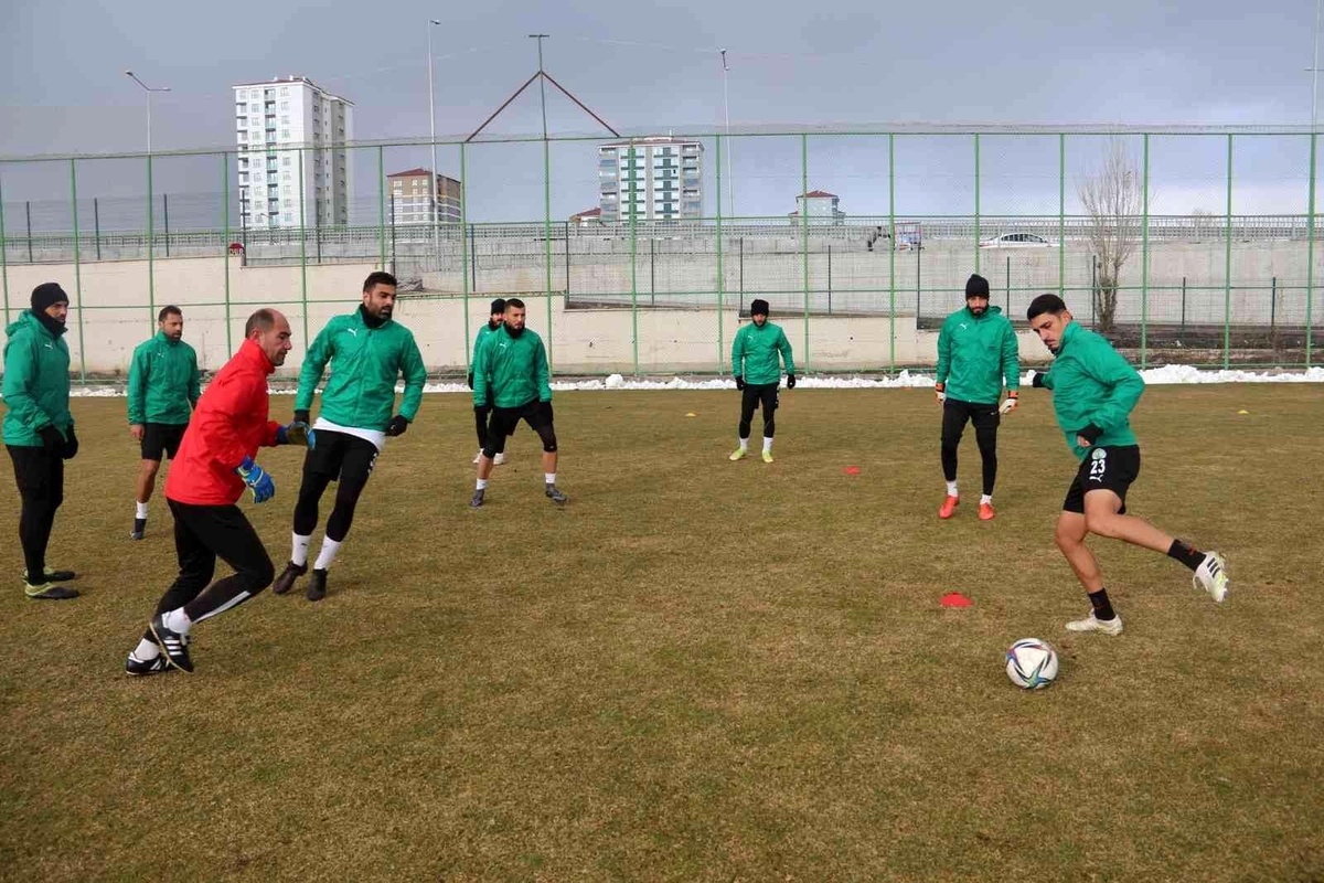 Sivas Belediyespor, Sakarya maçına hazırlanıyor